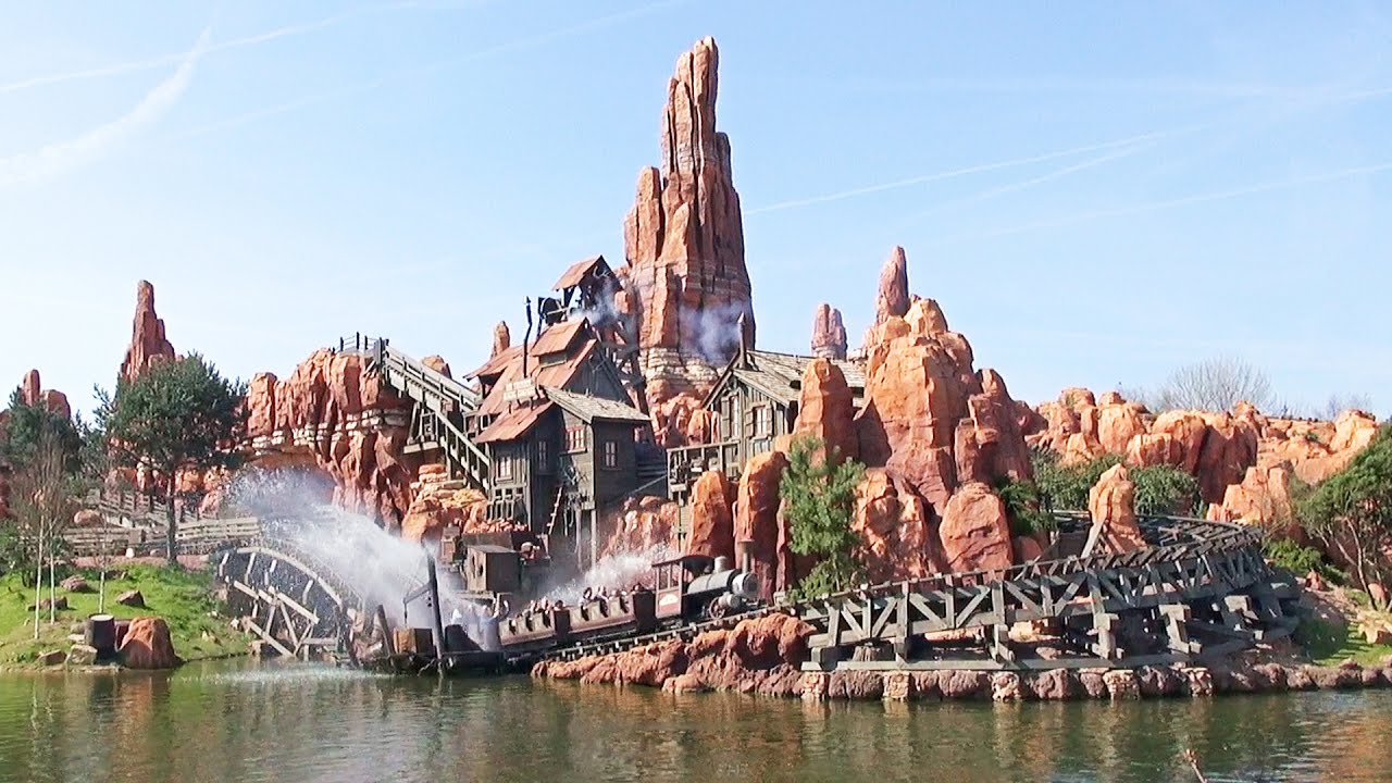 Big Thunder Mountain Railroad at Disneyland Paris FULL POV Ride Experience 2017, NEW Effects