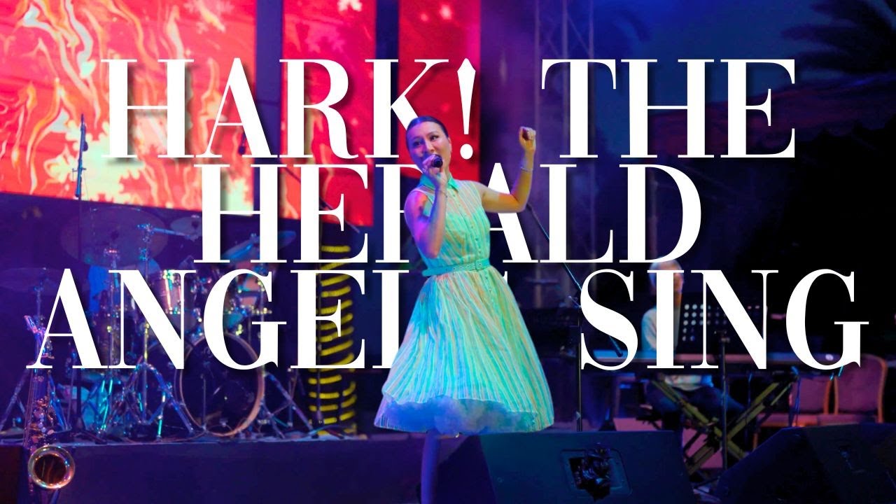 Hark! The Herald Angels Sing | Swing Jazz version | Live at Jazz by the Cove