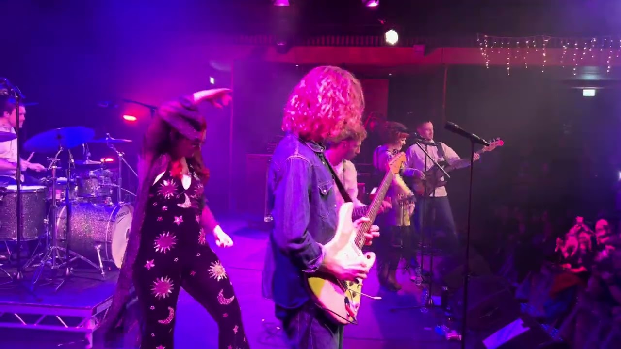 Transatlantic Ensemble - 'The Chain' live @ The Fire Station Xmas 2025