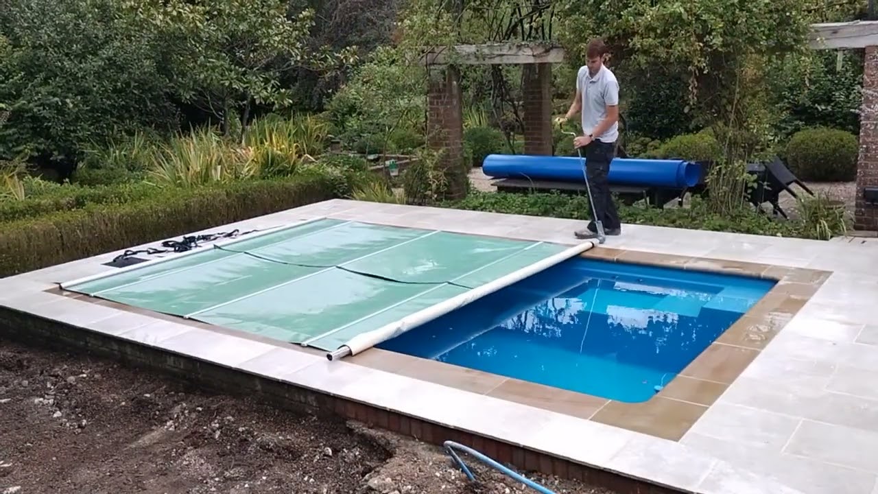 Compass Ceramic Pools Walu Cover