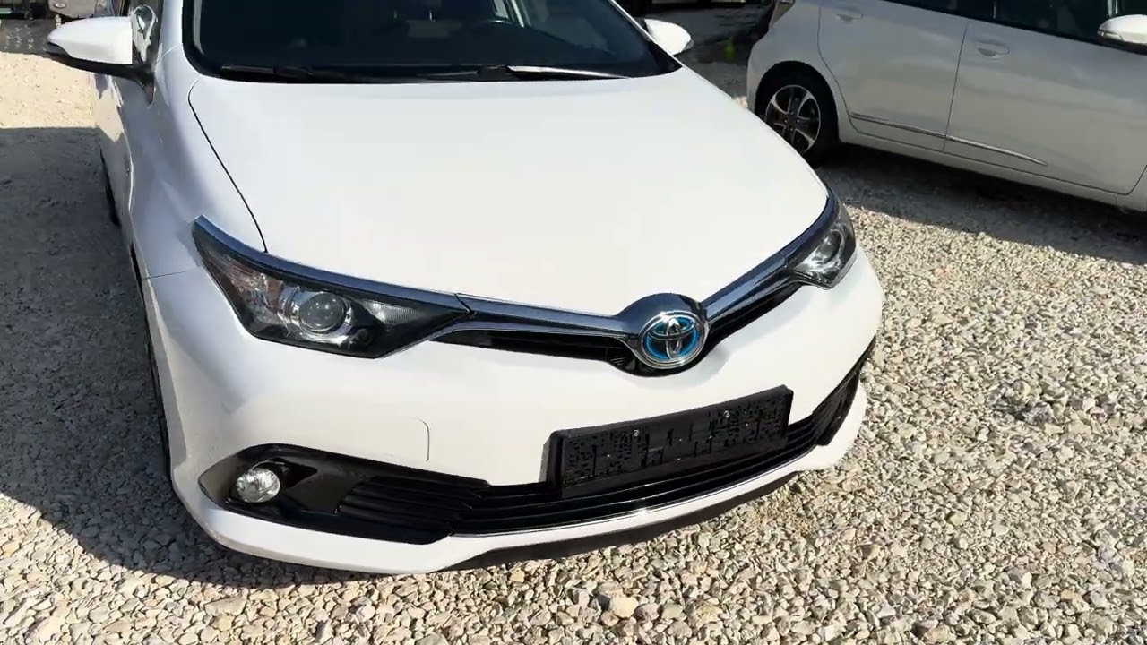 Toyota Auris 1.8 Hybrid 2017y