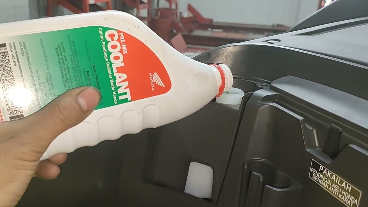 Cara Menambahkan Air Radiator (coolant) Vario 160 |TIPS @KANGJUNOT