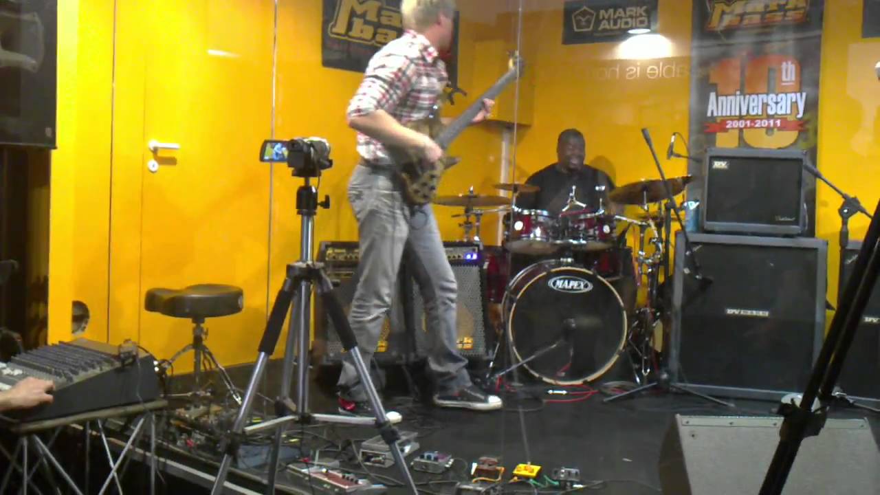 Hadrien Feraud and Chris Coleman at Frankfurt Musikmesse 2011