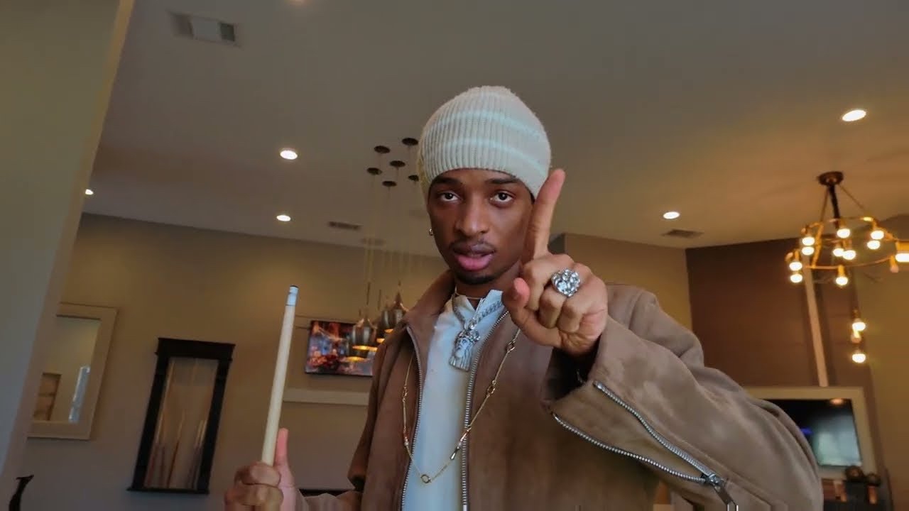 Arckane - Watch Out (Official Music Video)