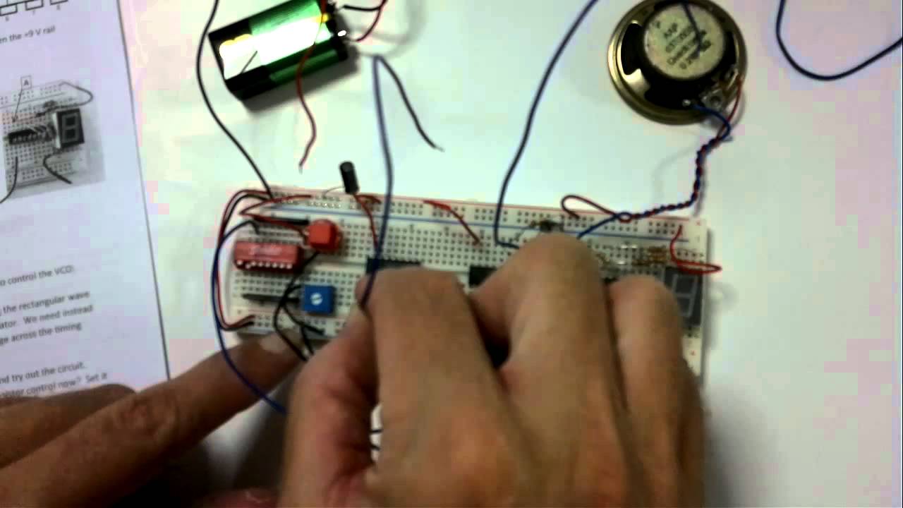 CD4046 VCO Siren