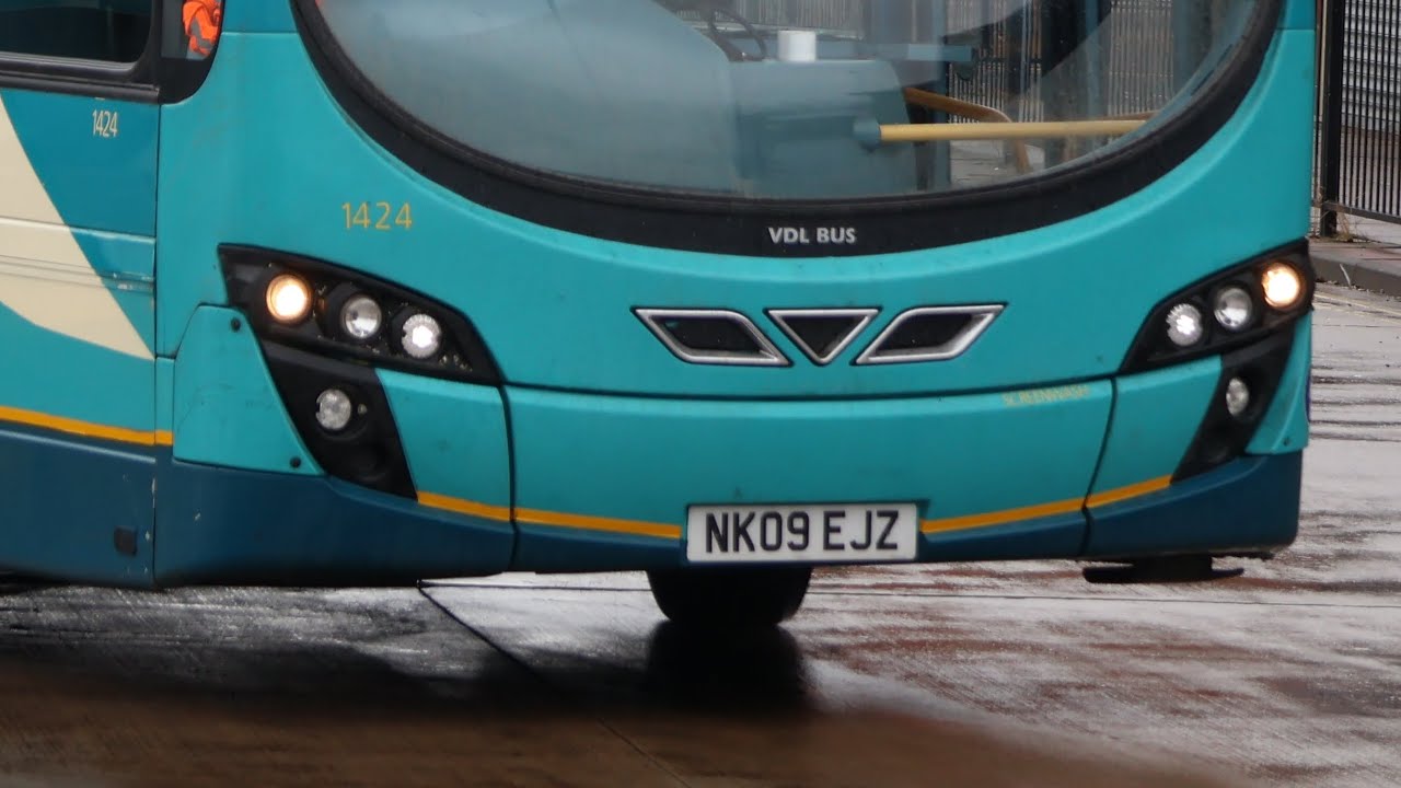 Arriva Redcar based VDL SB200 Wright Pulsar 2 on the 63 to Redcar (1424) (NK09 EJZ)