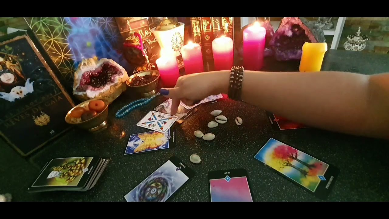 تاروت ودع خیره مواصفات من القادم للارتباط  والزواج شكله صفاته 💖💖💖