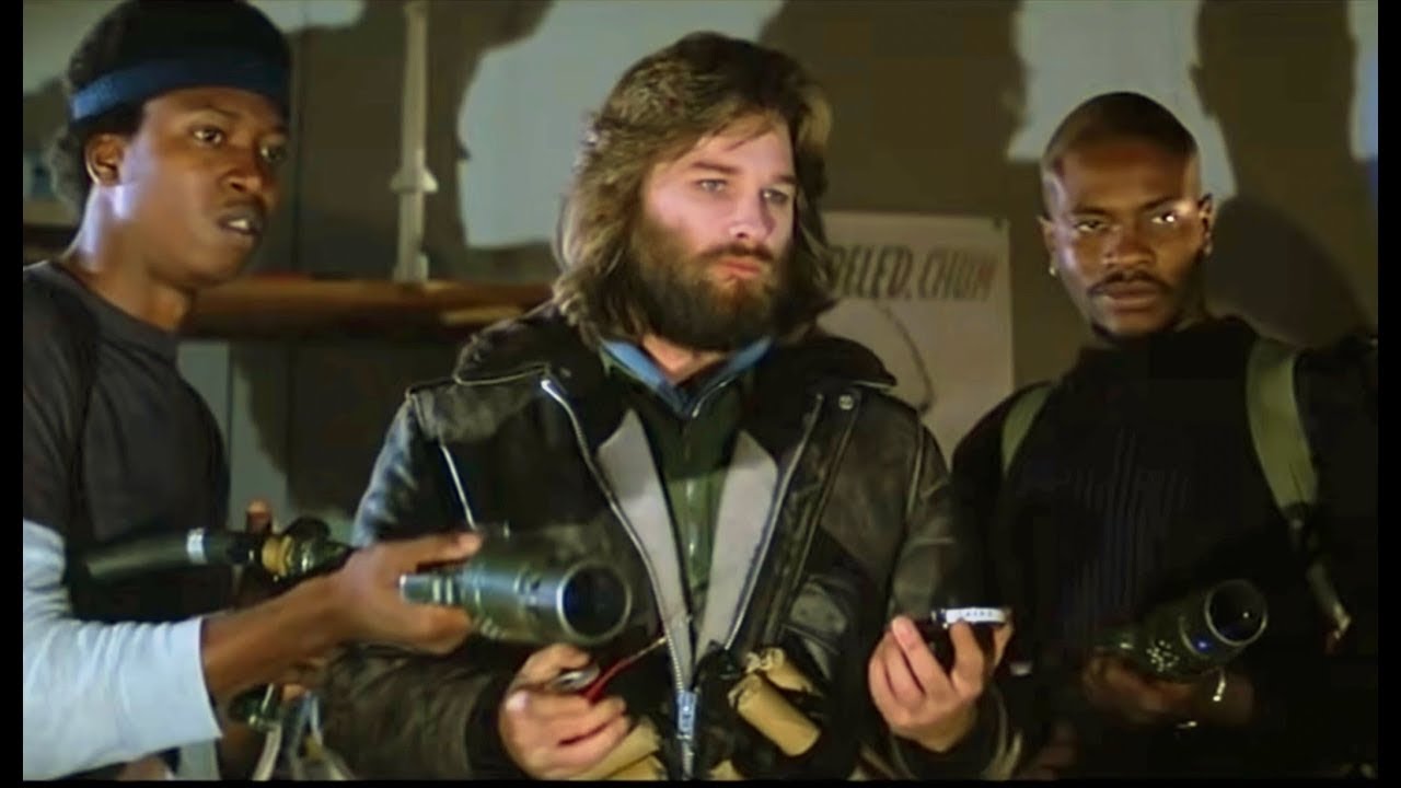 The Thing Cast Watches the Prequel