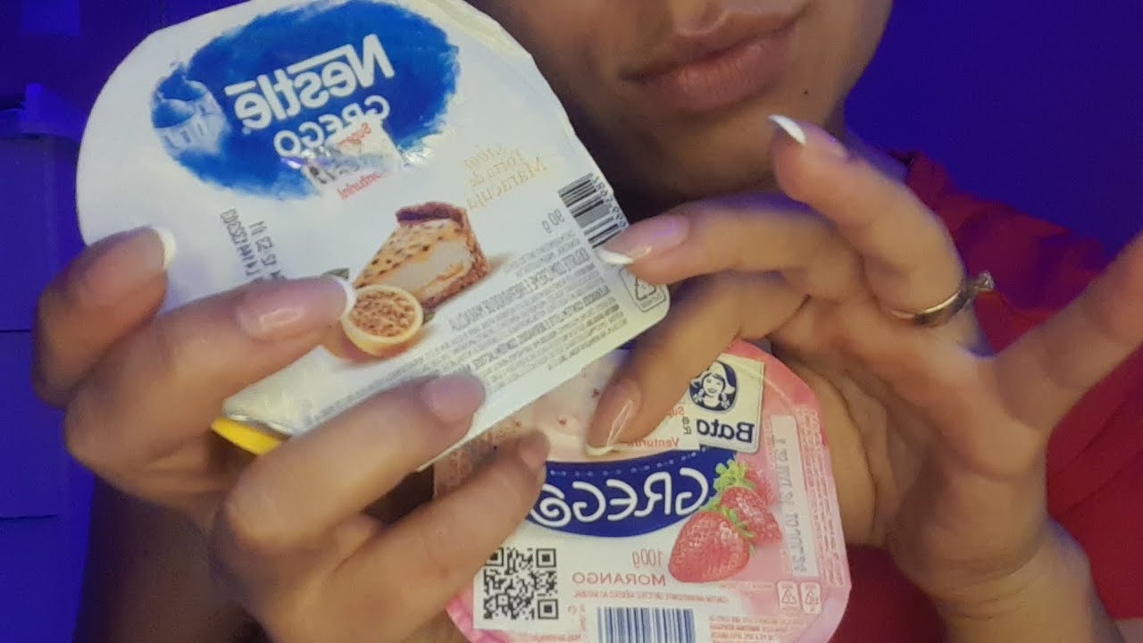 ASMR comendo iogurte grego com os dedoss 😛