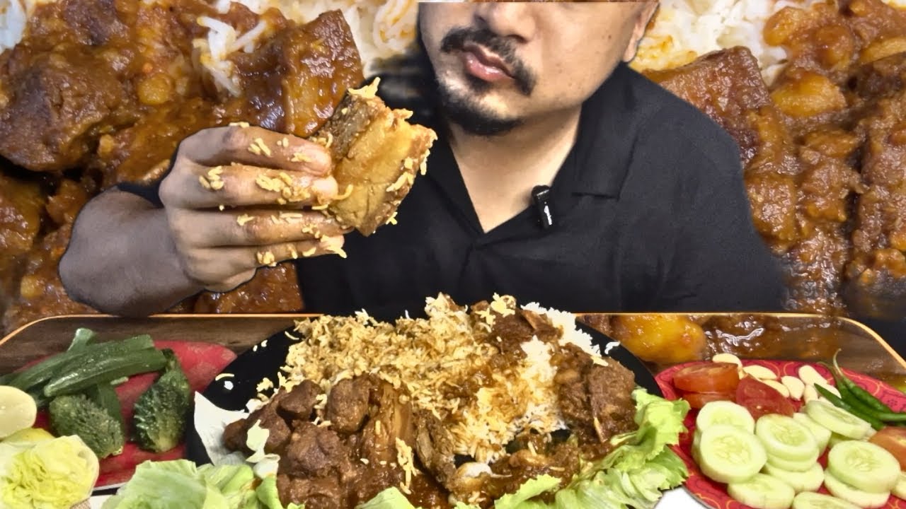 ✨ Tender Pork with Fresh Green Leaves Mukbang | The Curious Guy Official