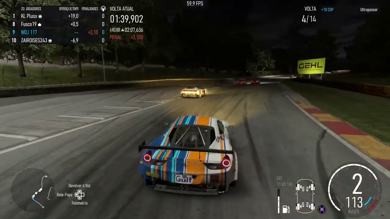 Sobrevivendo  a uma corrida noturna em Road America.