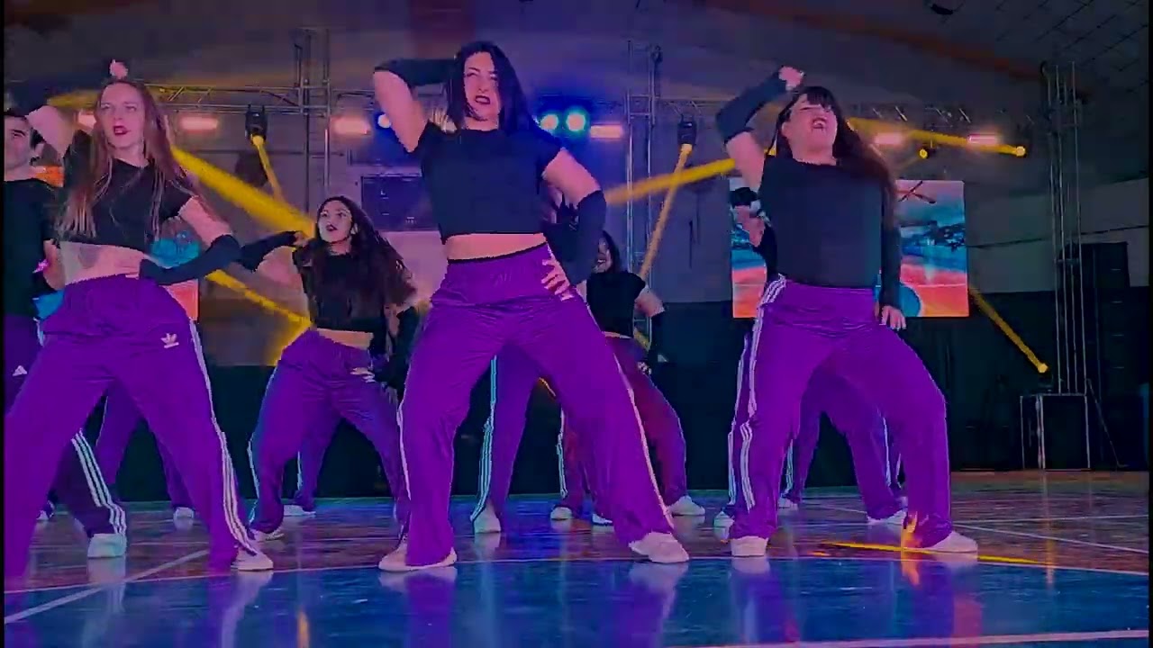 REGGAETON ADULTO