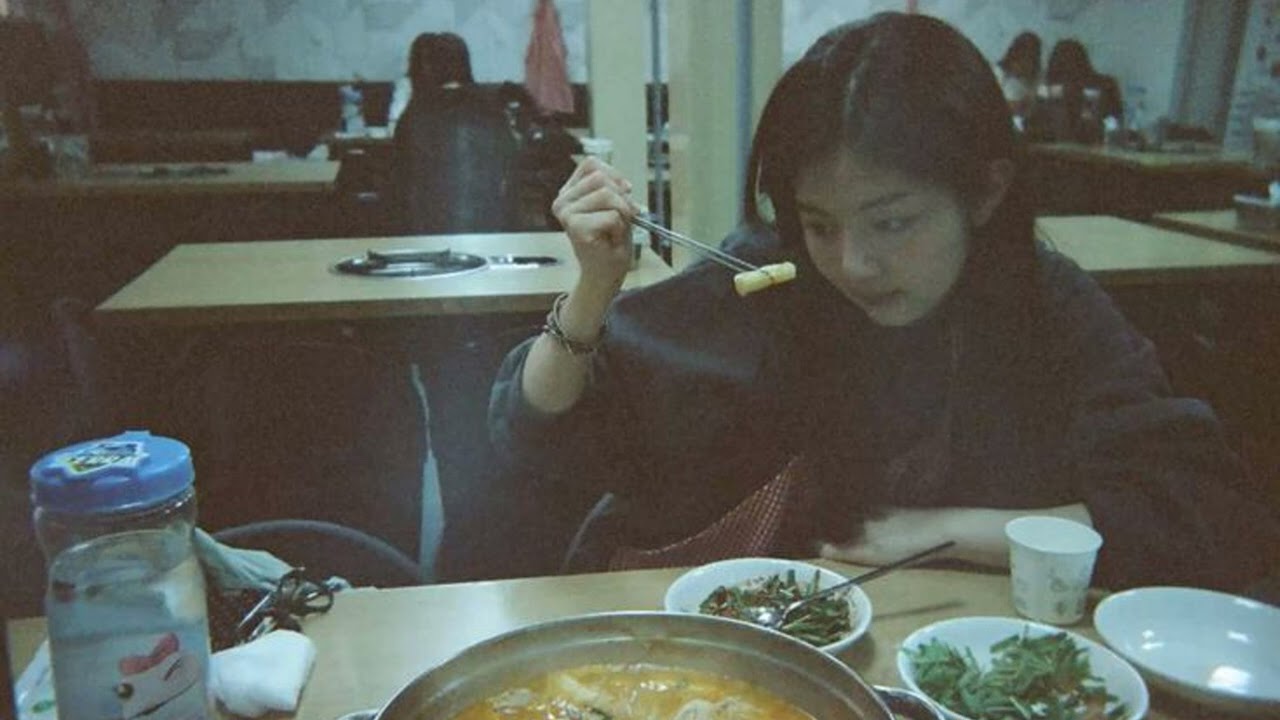 따뜻한 저녁 한 끼 (A Warm Evening Meal) – Mi.Hwang | 미황