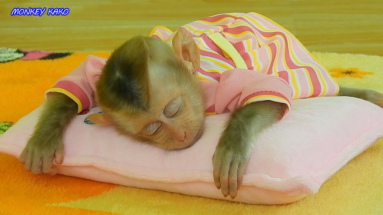 Most Beautiful Sleeping, Lovely Mom Take Care And Grooming For Tiny Baby Nina