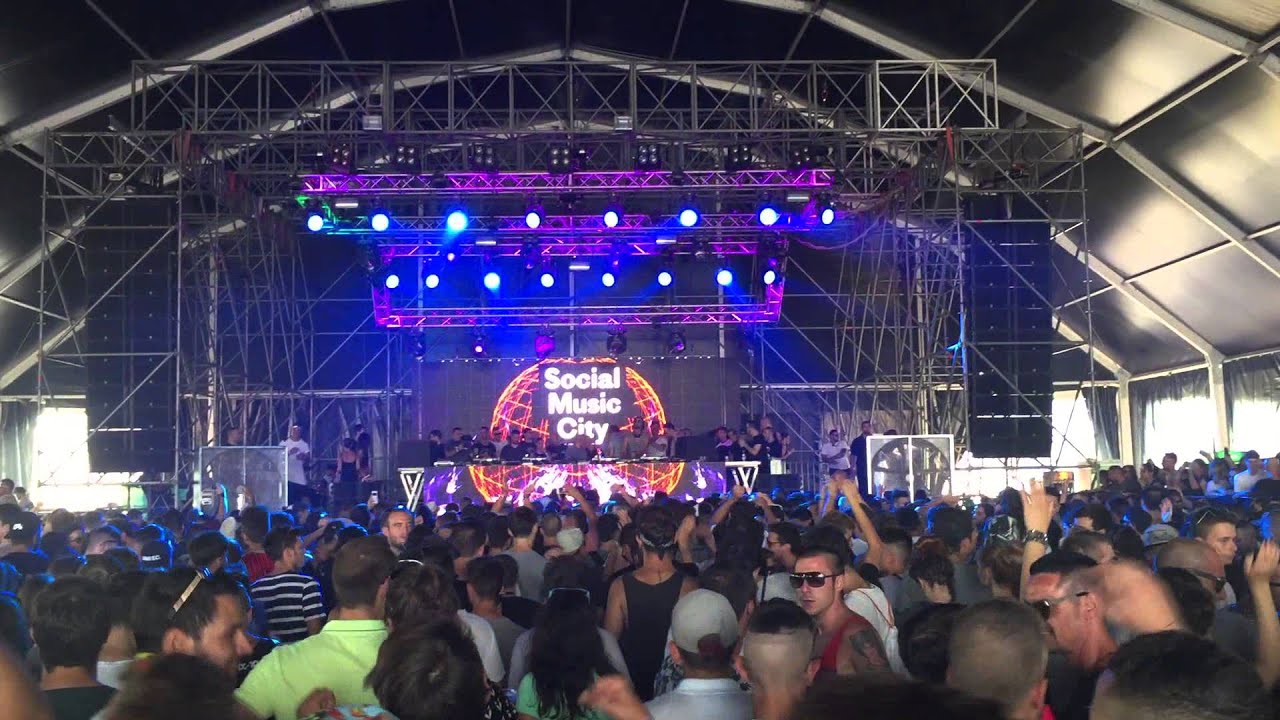 RICARDO VILLALOBOS b2b RARESH Milano