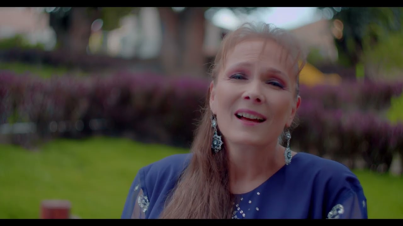 DAGMAR DÜMCHEN - UNA BREVE HISTORIA