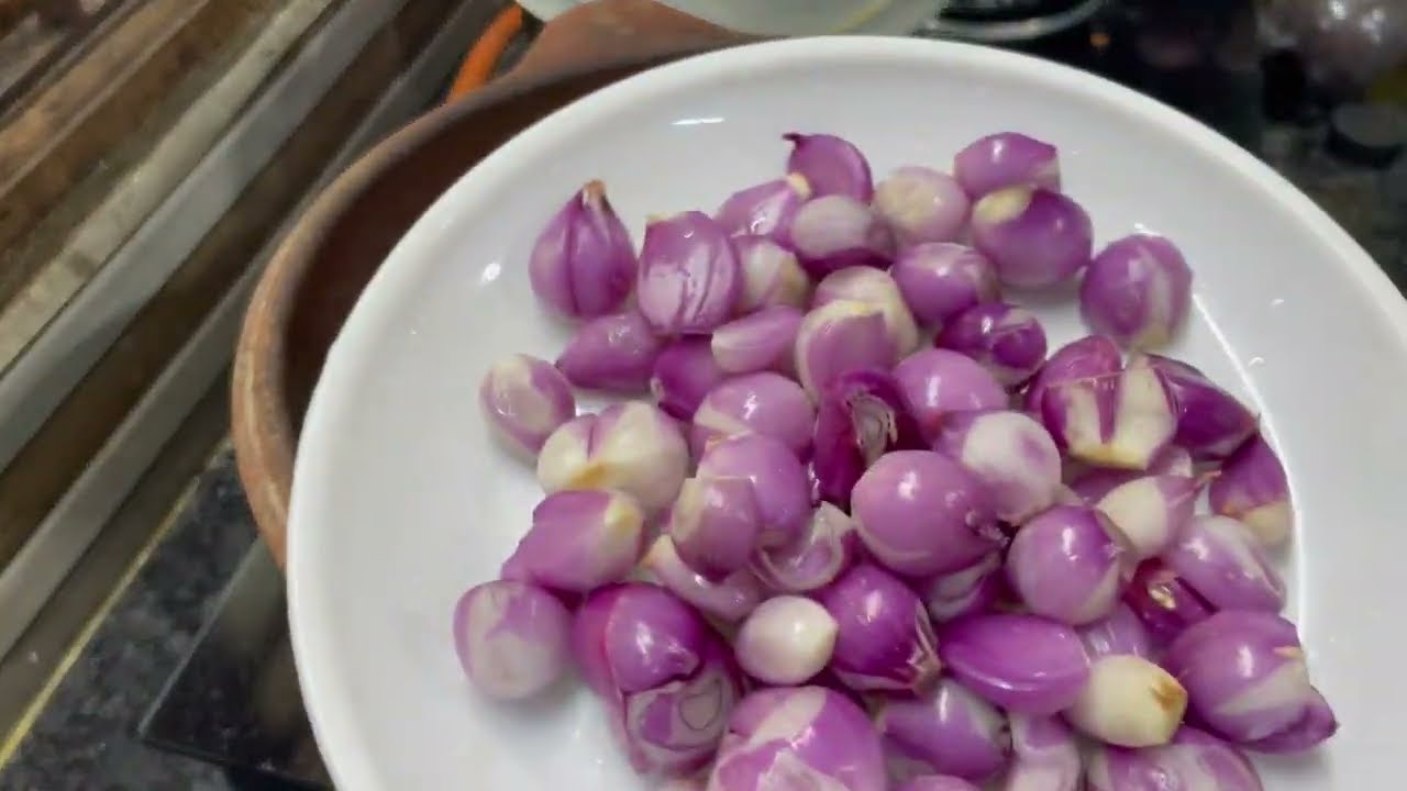 சின்ன வெங்காயம் 🧅 பூண்டு 🧄 கார குழம்பு 🥘 