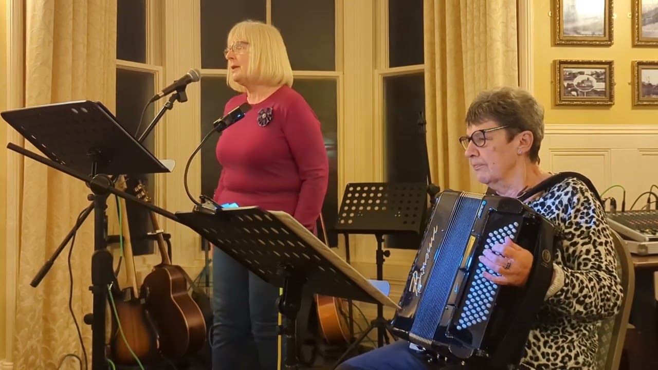 Ye Jacobites - Christine aand Morag