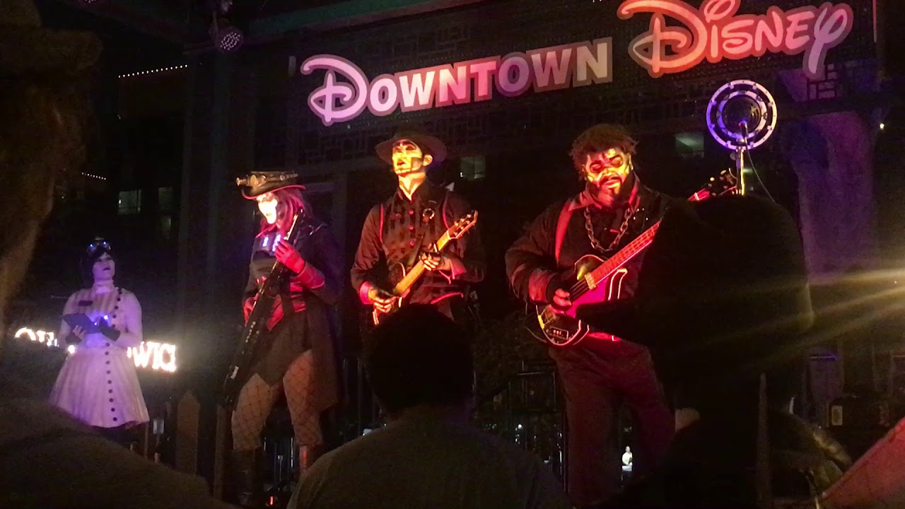 SPG, Fire Fire - Live: Downtown Disney