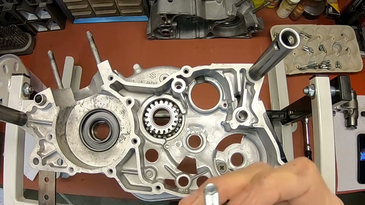 73 Suzuki TC125 Transmission, engine assembly part 1