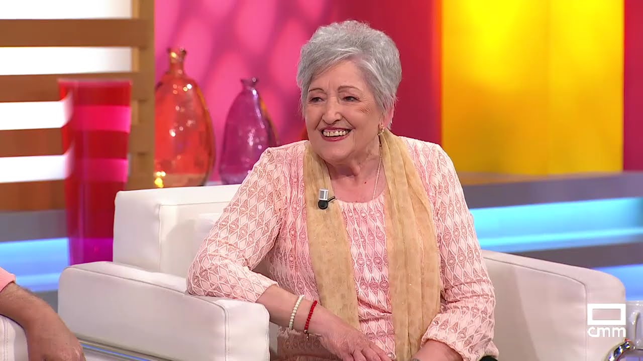 Toñi: 'Sois una farmacia de guardia para los que sufrimos de soledad' | En Compañía