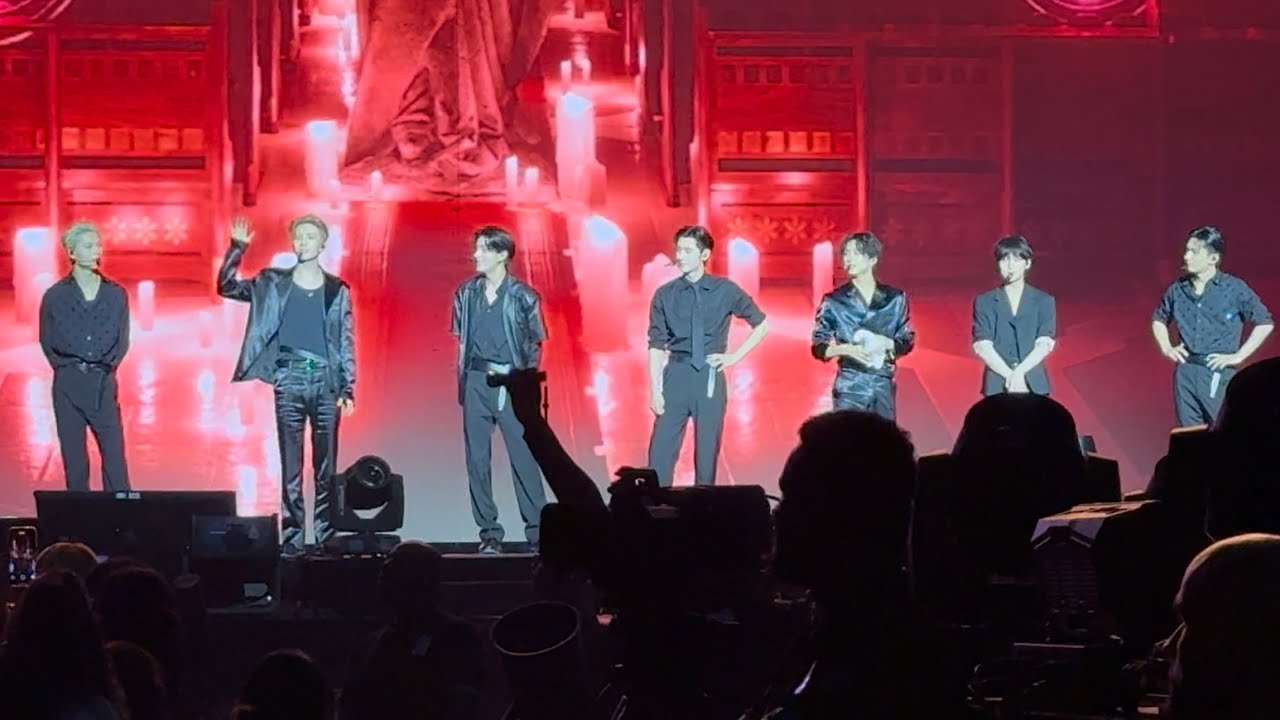 ENHYPEN - MENT #1 | Walk the Line Paris 250903 Fancam 4K
