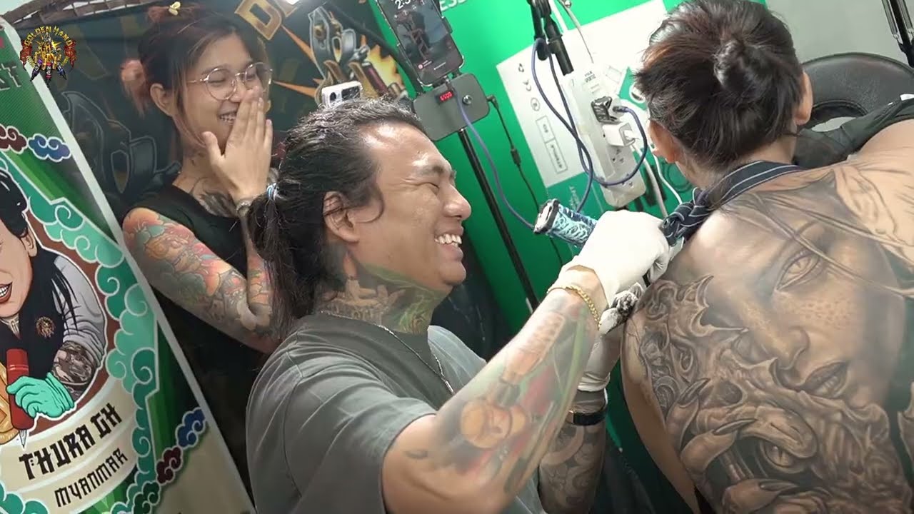 Lady BIG JOB Black & White Part - (2) Thailand Project #tattoo #fullbacktattoo