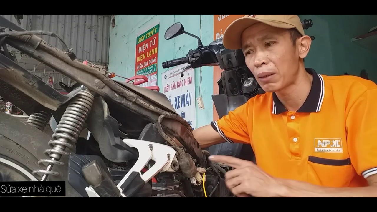 Bệnh hao điện ắc quy xe novo4 làm hại nảo anh em thợ