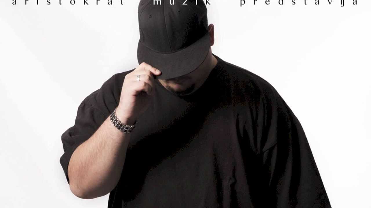 03 Usikana Druzina Ft Skabo - Uradi Nesto (prod by Jaaabella)