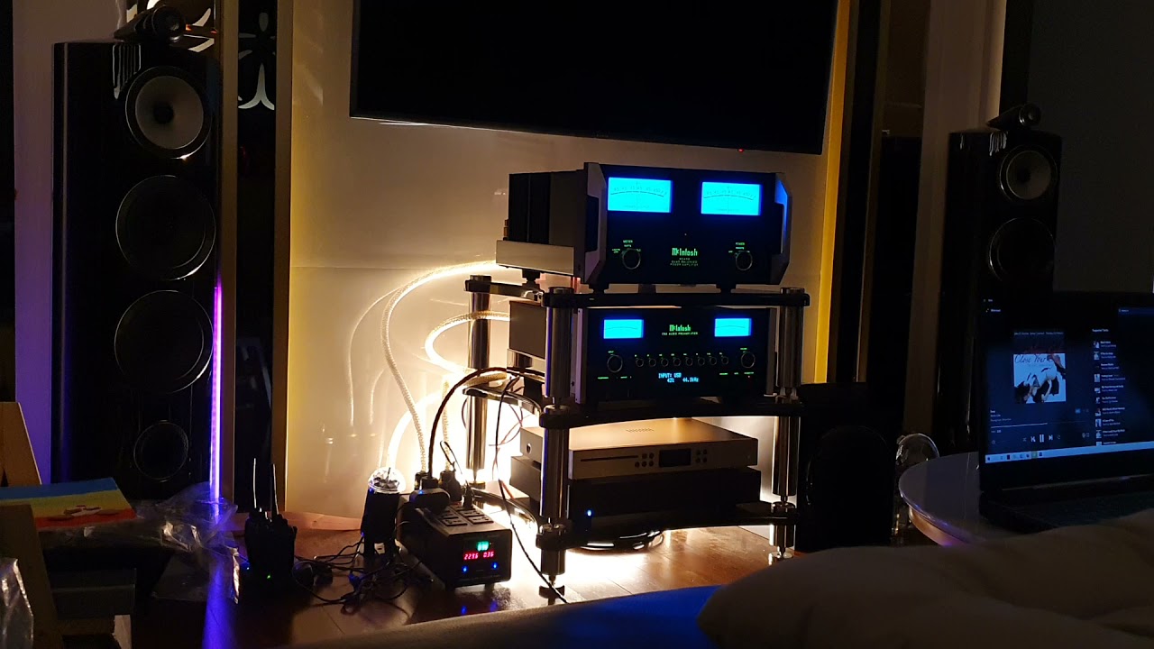 mcintosh mc452 + c52 + audiolab 8000 + bw804d3 + nordost heimdall2