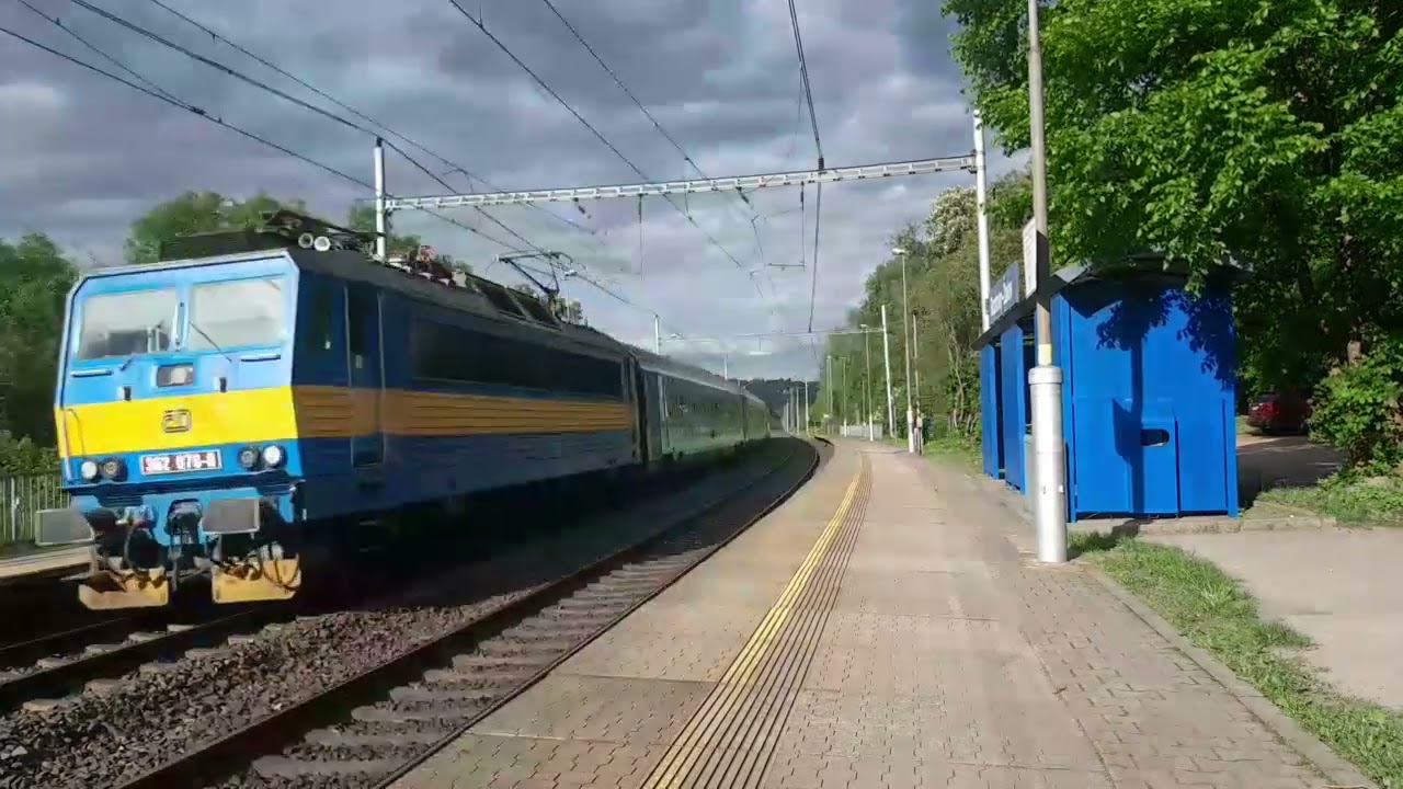 Železniční stanice Roztoky-Žalov 8.5.2025