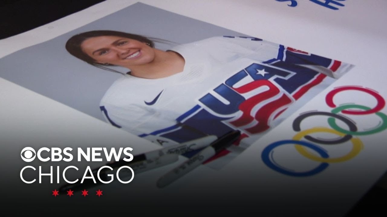 Evergreen Park cheers on hometown Olympic hero Abbey Murphy in women's hockey gold medal game