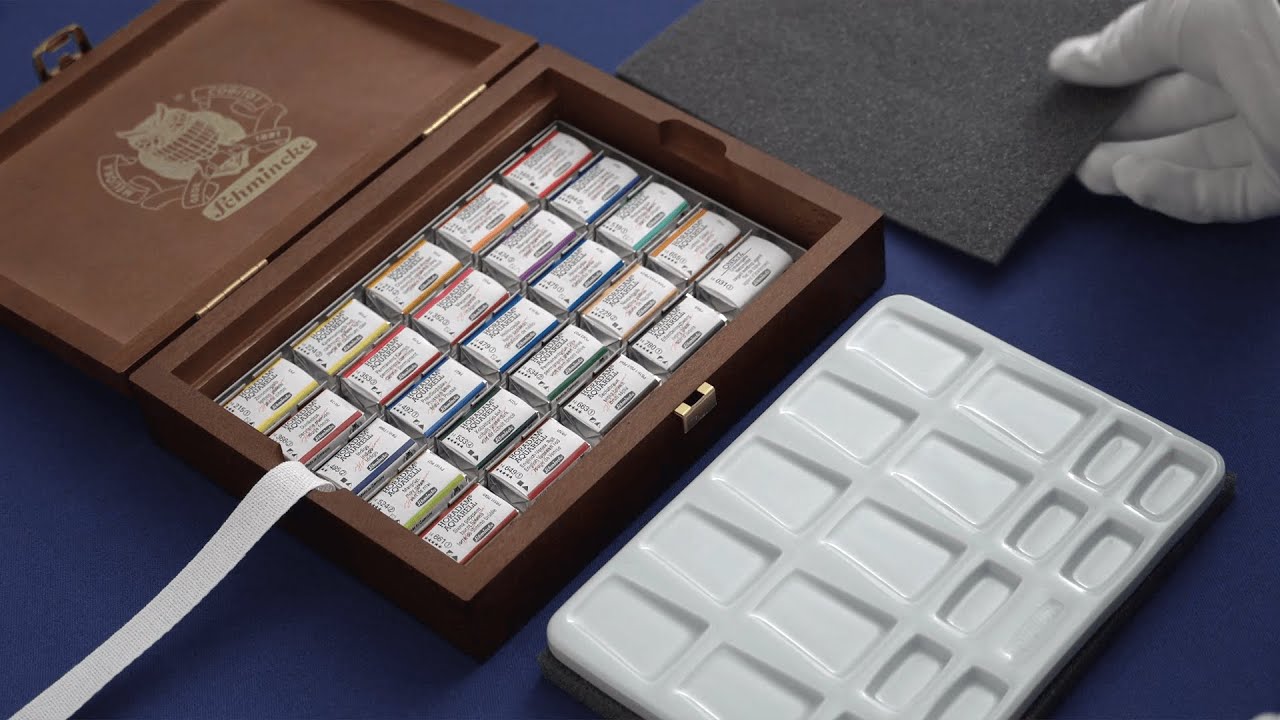 Unboxing the Schmincke Horadam Aquarell Watercolour Paint Wooden Box Set.
