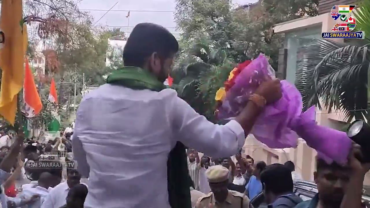 Revanth Reddy Going To Gandhi Bhavan From His Residence | Telangana Results 2023