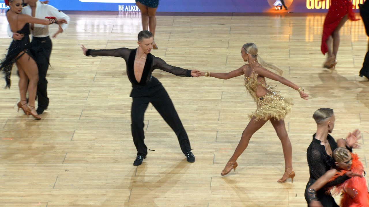 R. KRIVINS – M. GOLUBEVA, LAT | J, R3 (#AmberCouple2023)