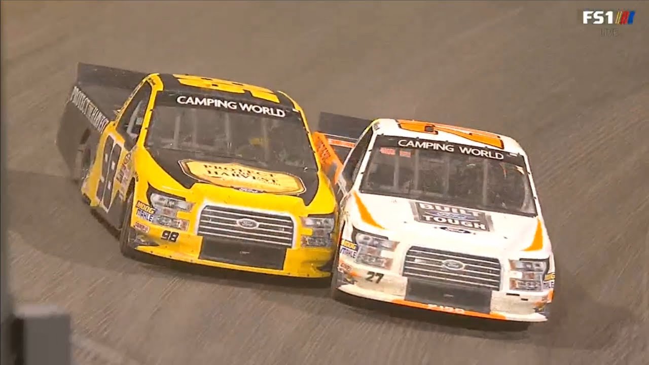 NASCAR Camping World Truck Series 2018. Eldora Speedway. Amazing Battle for Win