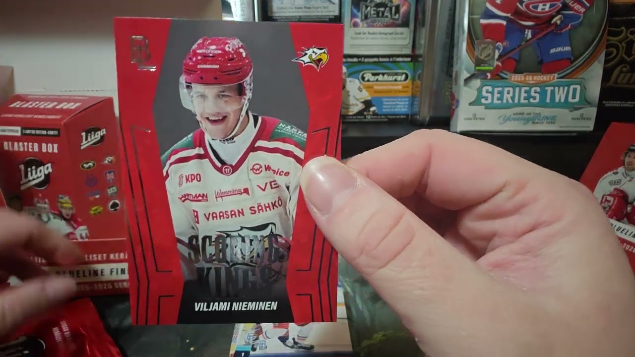 #28 Blueline Liiga 2025-26 Series 2 laatikko ja 4 blaster 