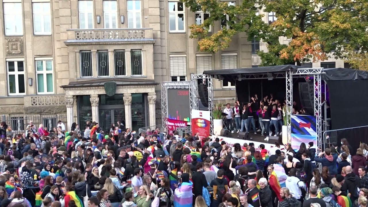 CSD Düsseldorf 2021 – KG Regenbogen – Wir feiern das Leben