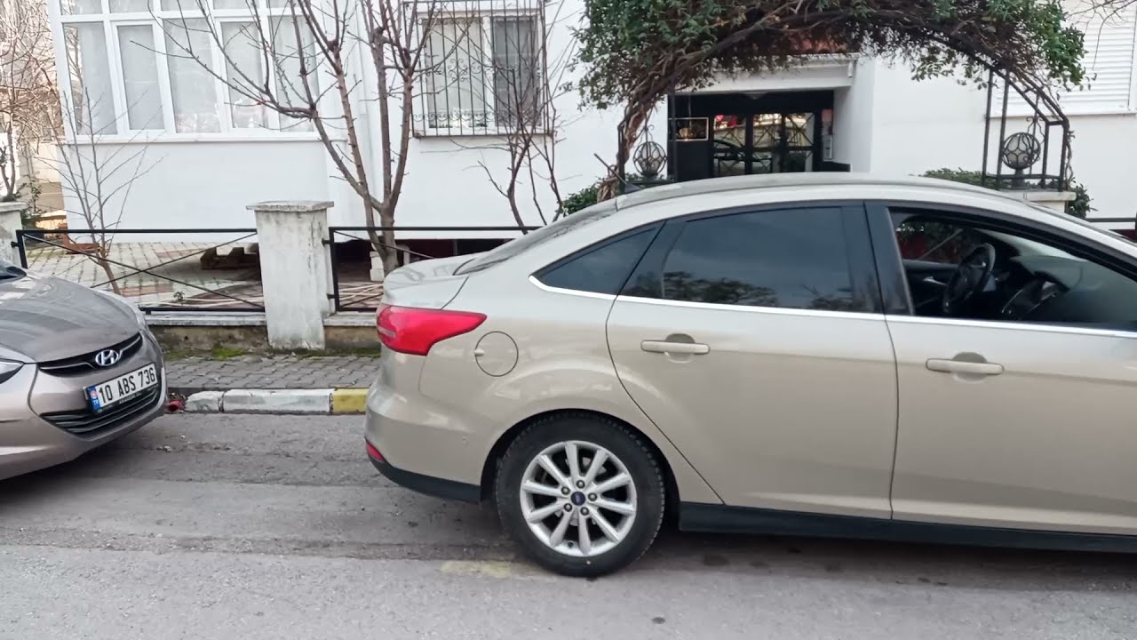 İKİ ARAÇ ARASINA PARK ETMEK ( YOLUN SOL TARAFINA )