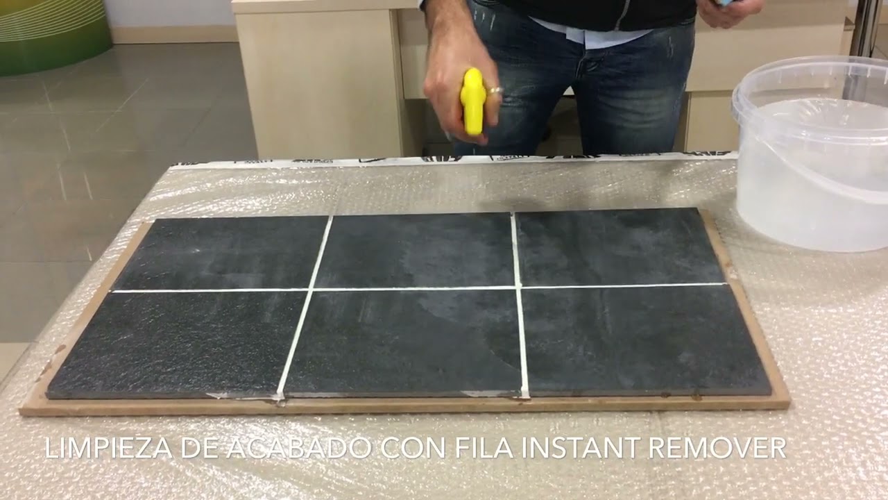 Fila INSTANT REMOVER limpiador de juntas en fresco