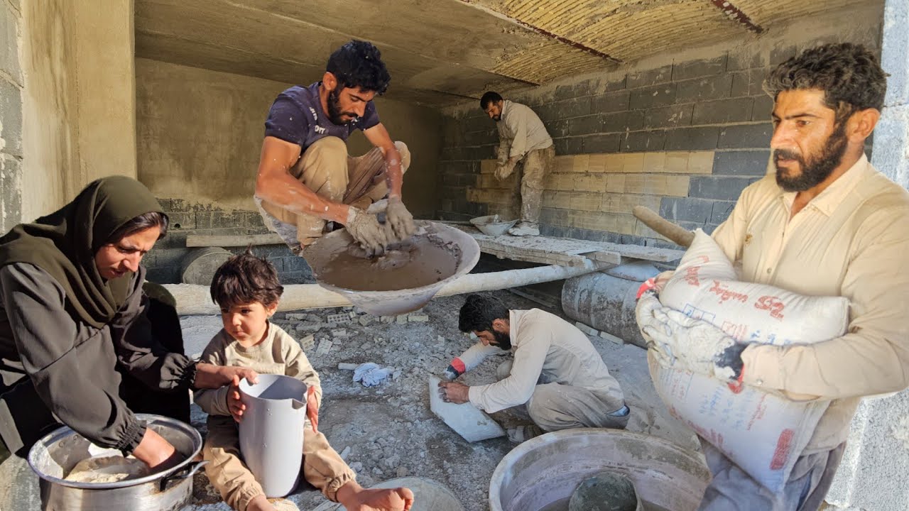 Joyful Autumn Day with Ali's Nomadic Family: Building a Roof & Cooking Local Dishes with Farzaneh