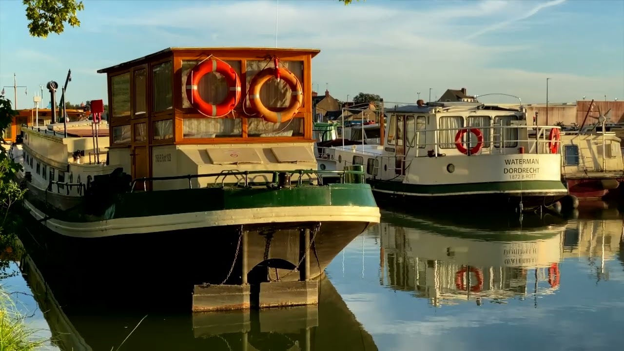 Port de plaisance de la Jonction : visite incontournable entre Loire et canal, beauté nature