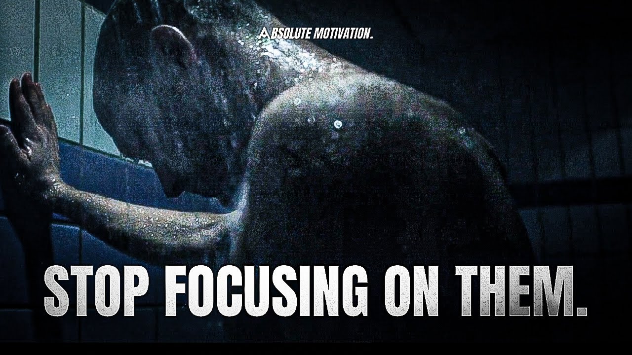 FOCUS ON YOURSELF & DISAPPEAR. CUT OFF THE DISTRACTIONS. DON&rsquo;T WASTE THIS TIME - Motivational Speech