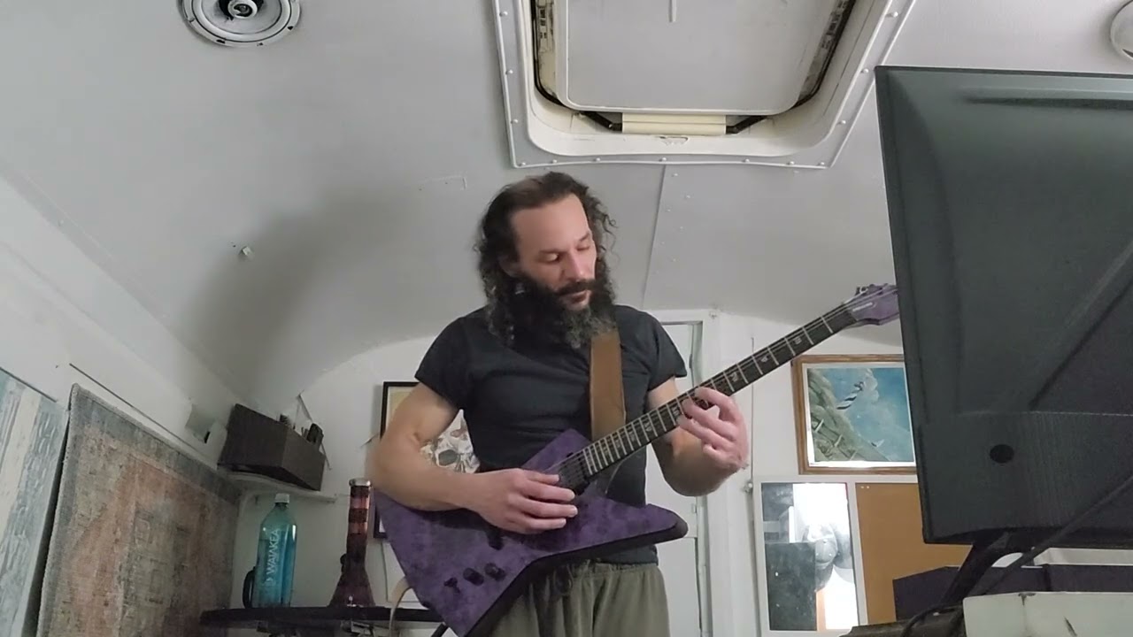 Alien lullaby 