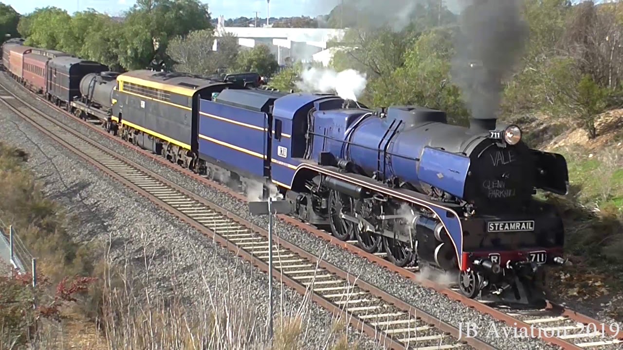 R711 and R707 on the Northern Weekender 10/6/19