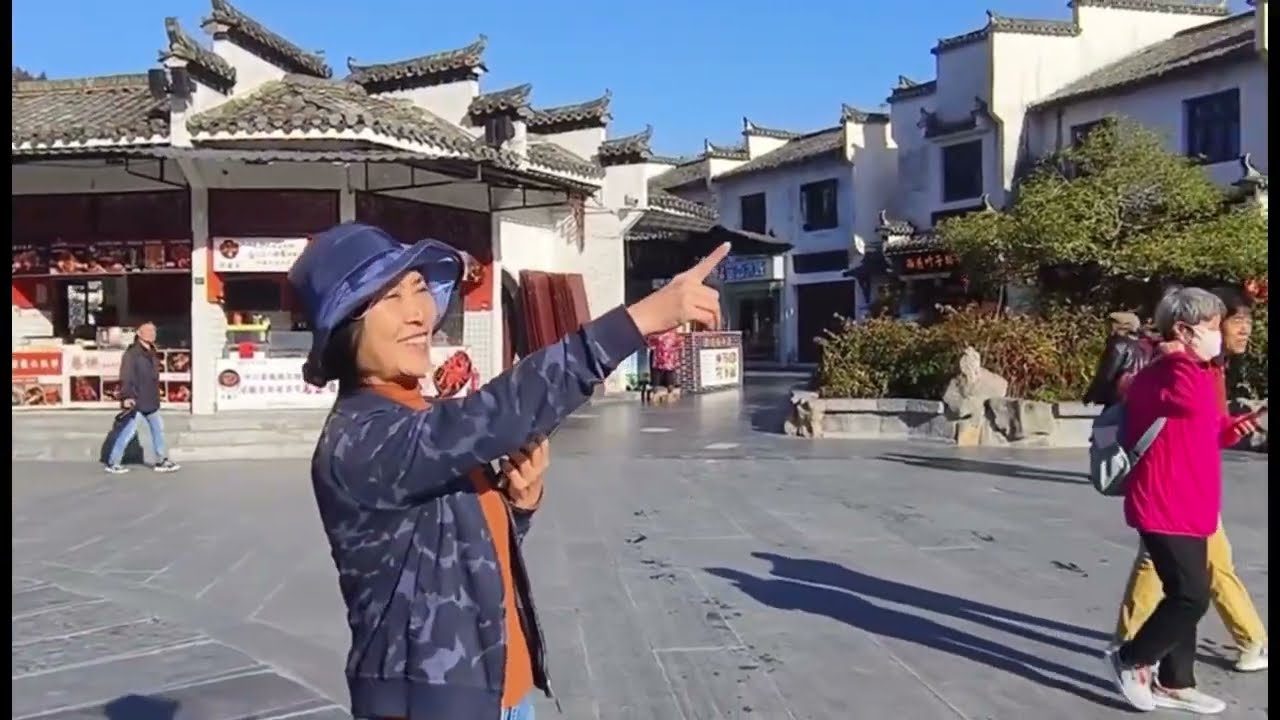 徽派建筑天花板！西递风景如画，古村落里边吃边逛太享受 #雁南飞 Xidi: The Best Huizhou Architecture and Food #Geese Fly South#慢节奏旅行