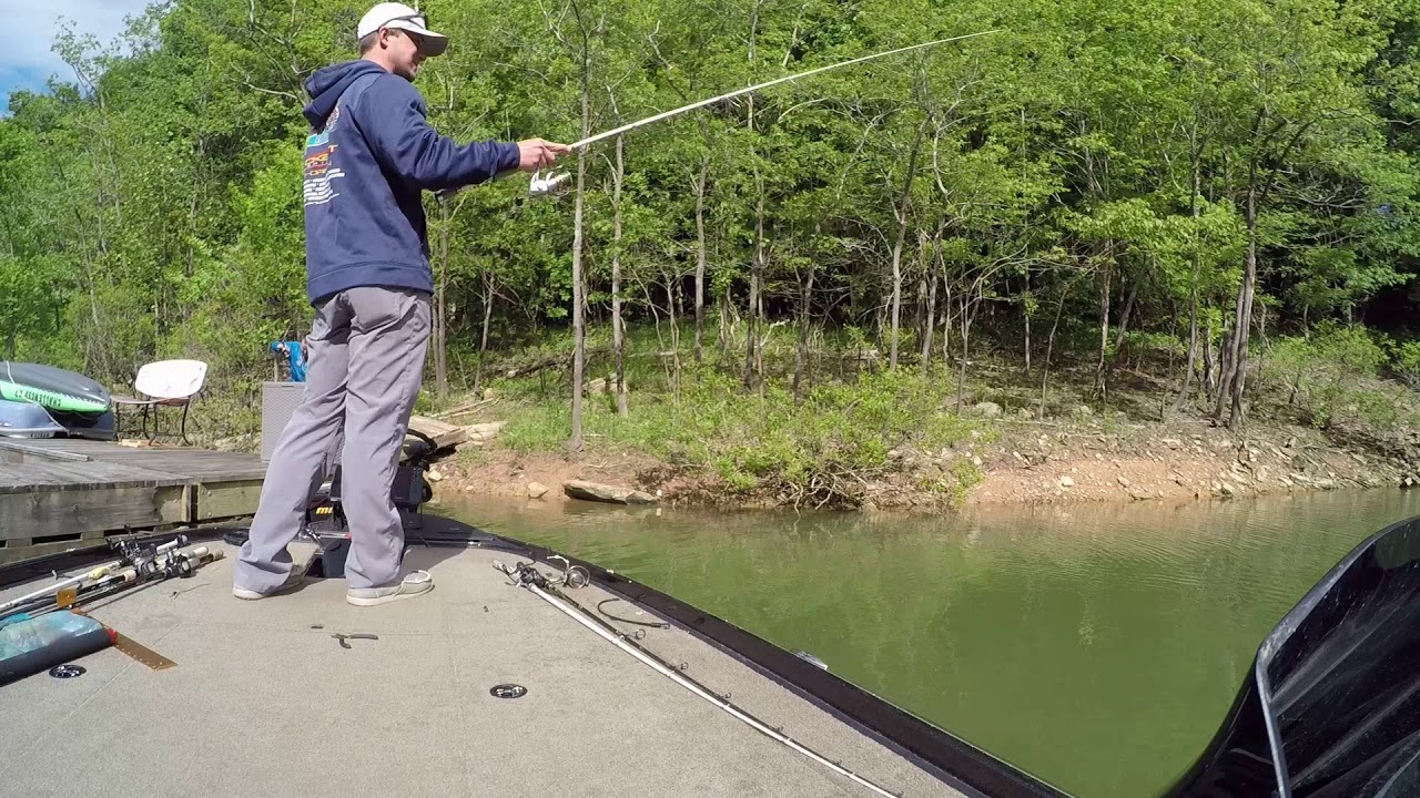 Bass Fishing Rough River Lake- 