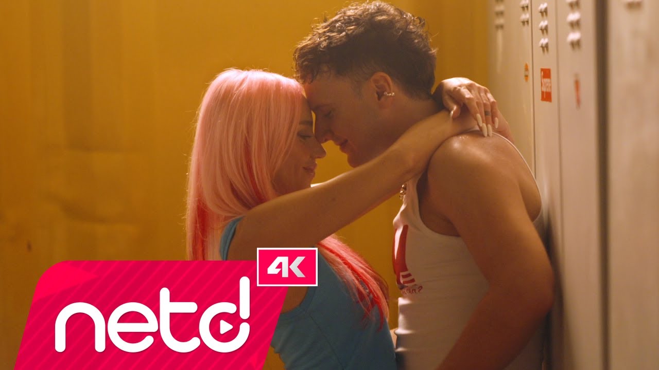 Edis & G&uuml;lşen - Sor