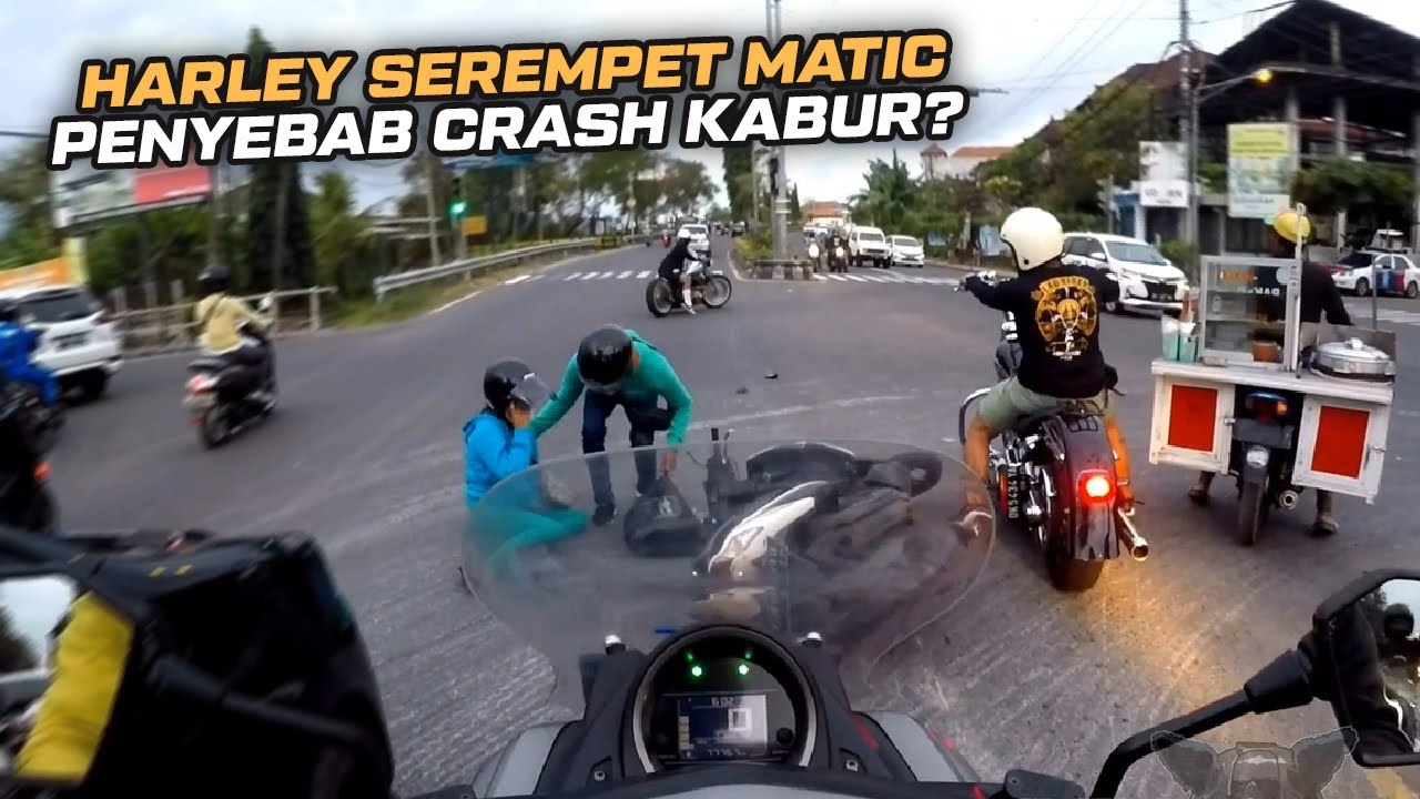 Harley Serempet Vario - Crash Ditikungan Tabrak Mobil Parkir - Ibu2 Histeris Dipepet Motor || RH#136