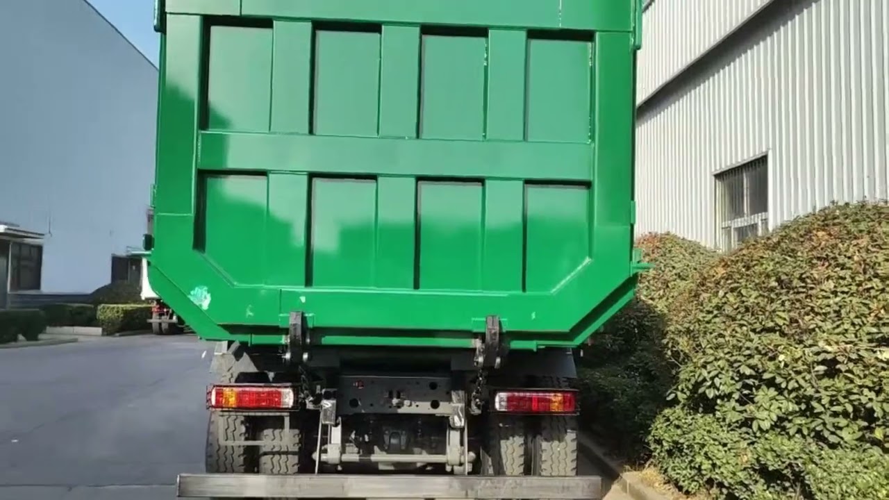 400HP 8x4 Dump Truck 26m3 Heavy Duty Power